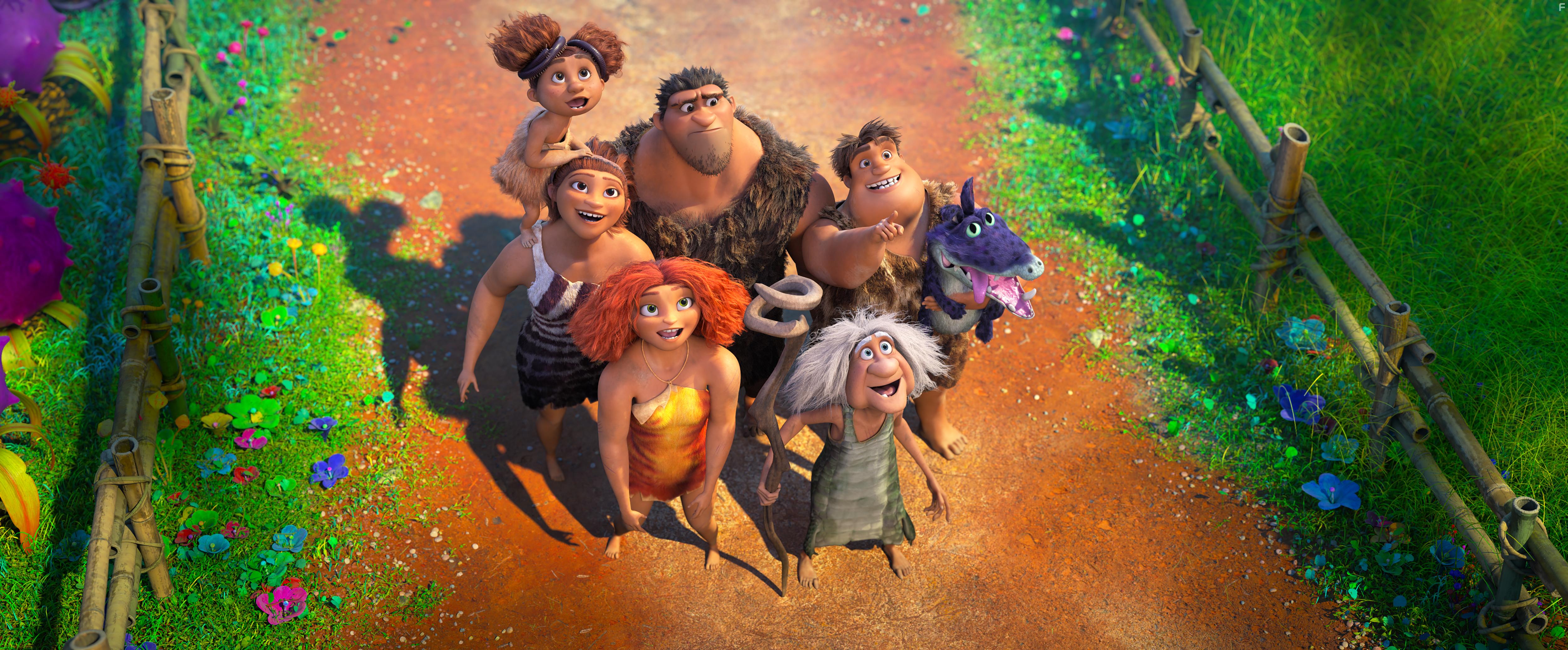 Nicolas Cage, Catherine Keener, Cloris Leachman, Clark Duke, Kailey Crawford, and Emma Stone in The Croods: A New Age (2020)