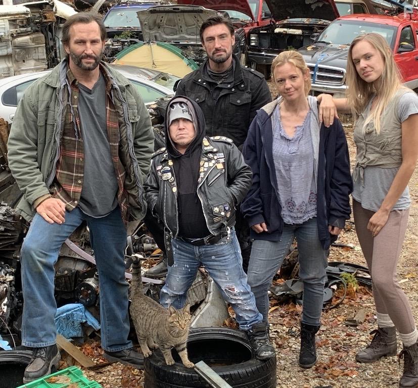 Martin Klebba, Kevin Sizemore, John Wells, Jessica Bell, and Kelly Bartram in The Dark: The Great Deceiver (2020)