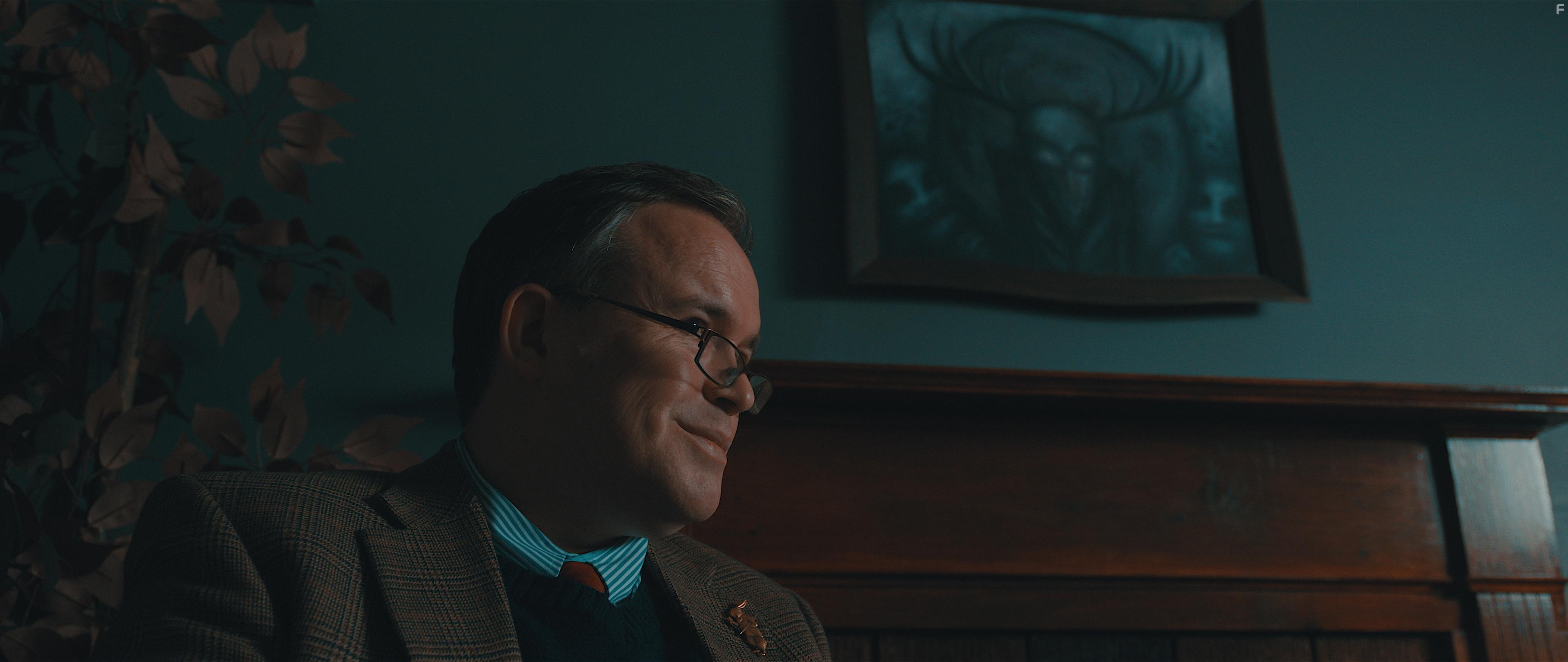 Peter Stray in The Retreat (2020)