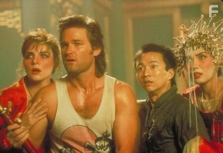 Kim Cattrall, Kurt Russell, Dennis Dun, and Suzee Pai in Большой переполох в маленьком Китае (1986)