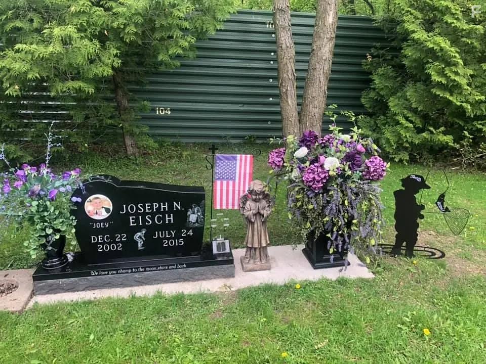 Father Soldier Son (2020)