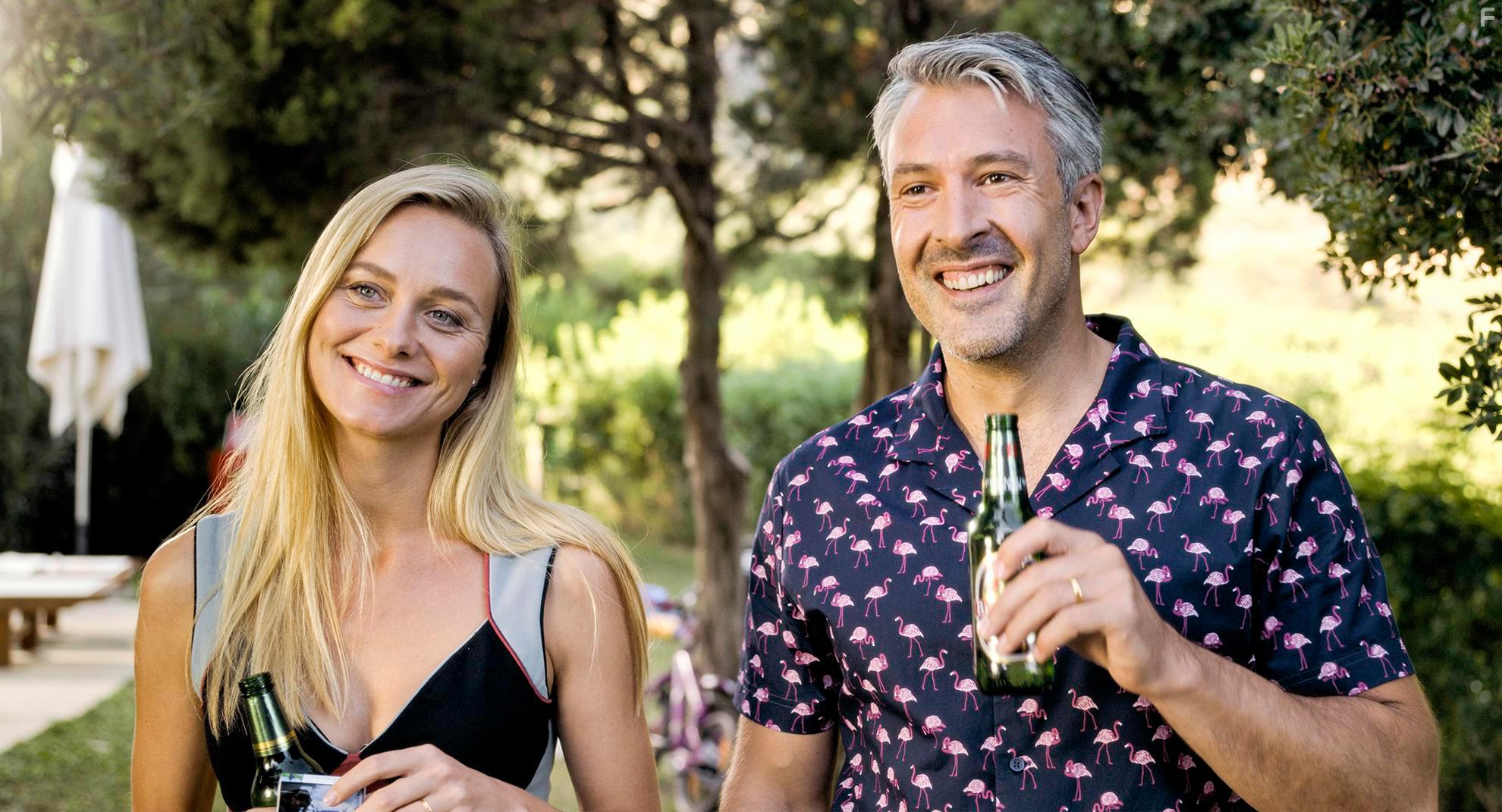 Anna Unterberger and Lukas Spisser in Was wir wollten (2020)