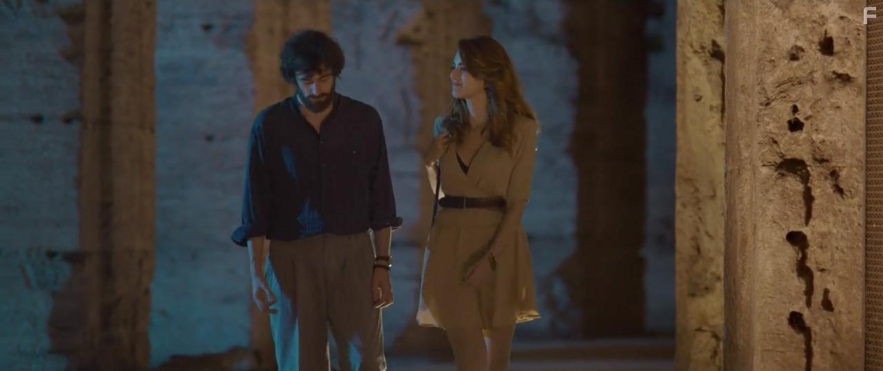 Flavio Parenti and Miriam Leone in 1993 (2017)