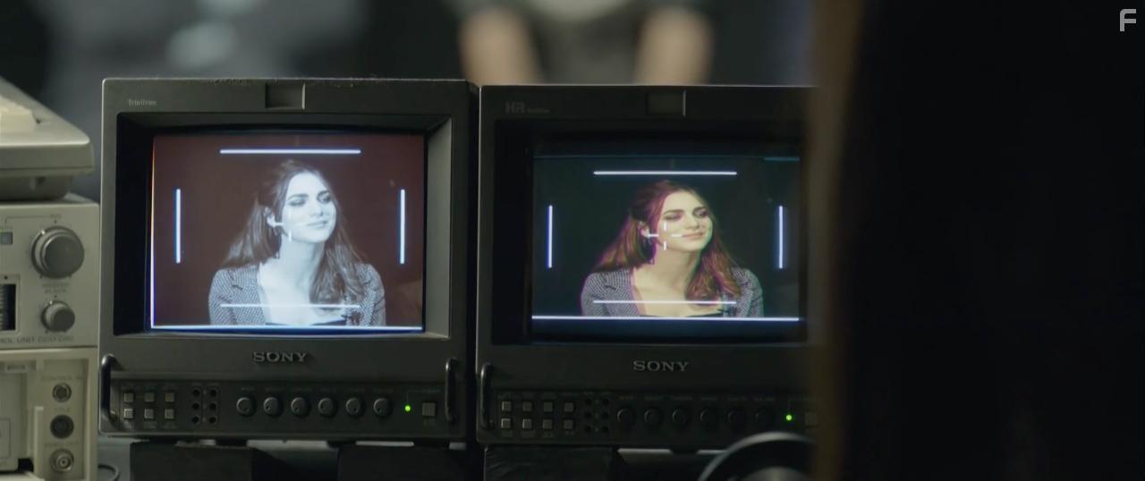 Miriam Leone in 1993 (2017)