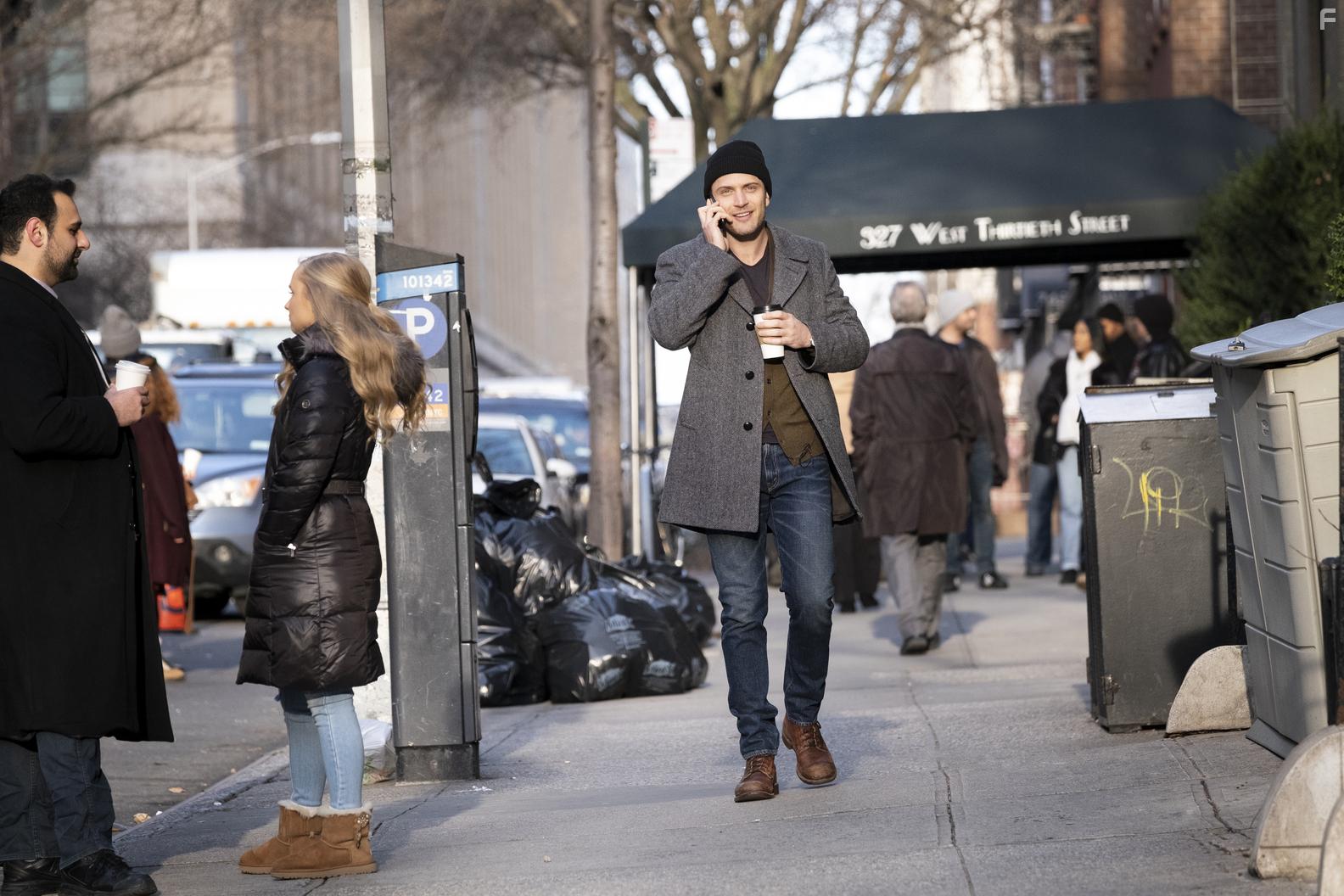 Colin Woodell in The Flight Attendant: Funeralia (2020)