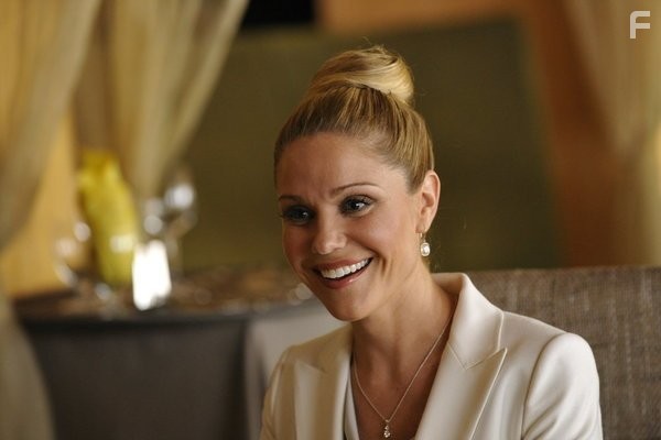 Lauren Reed in Посредник Кейт (2011)