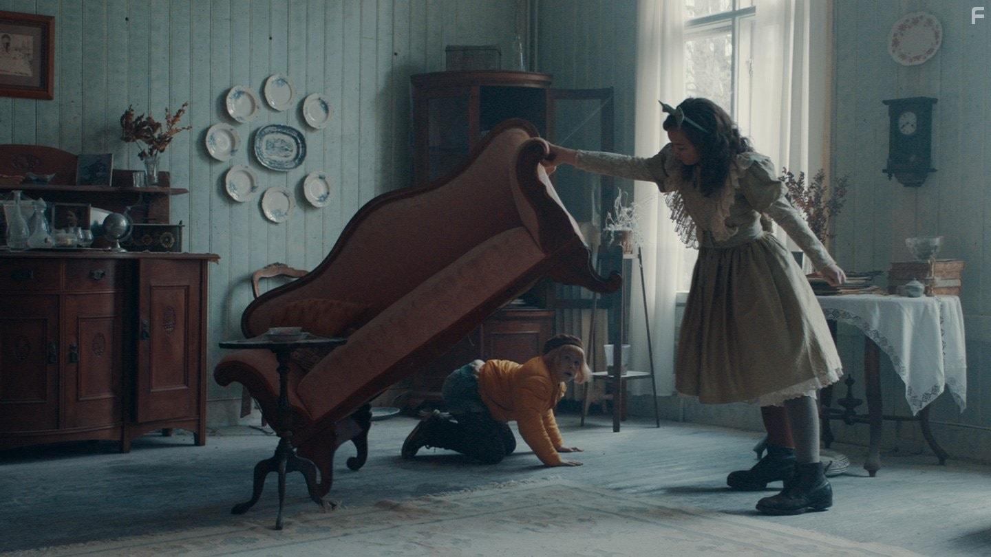 Matilda Gross in Nelly Rapp - Monsteragent (2020)