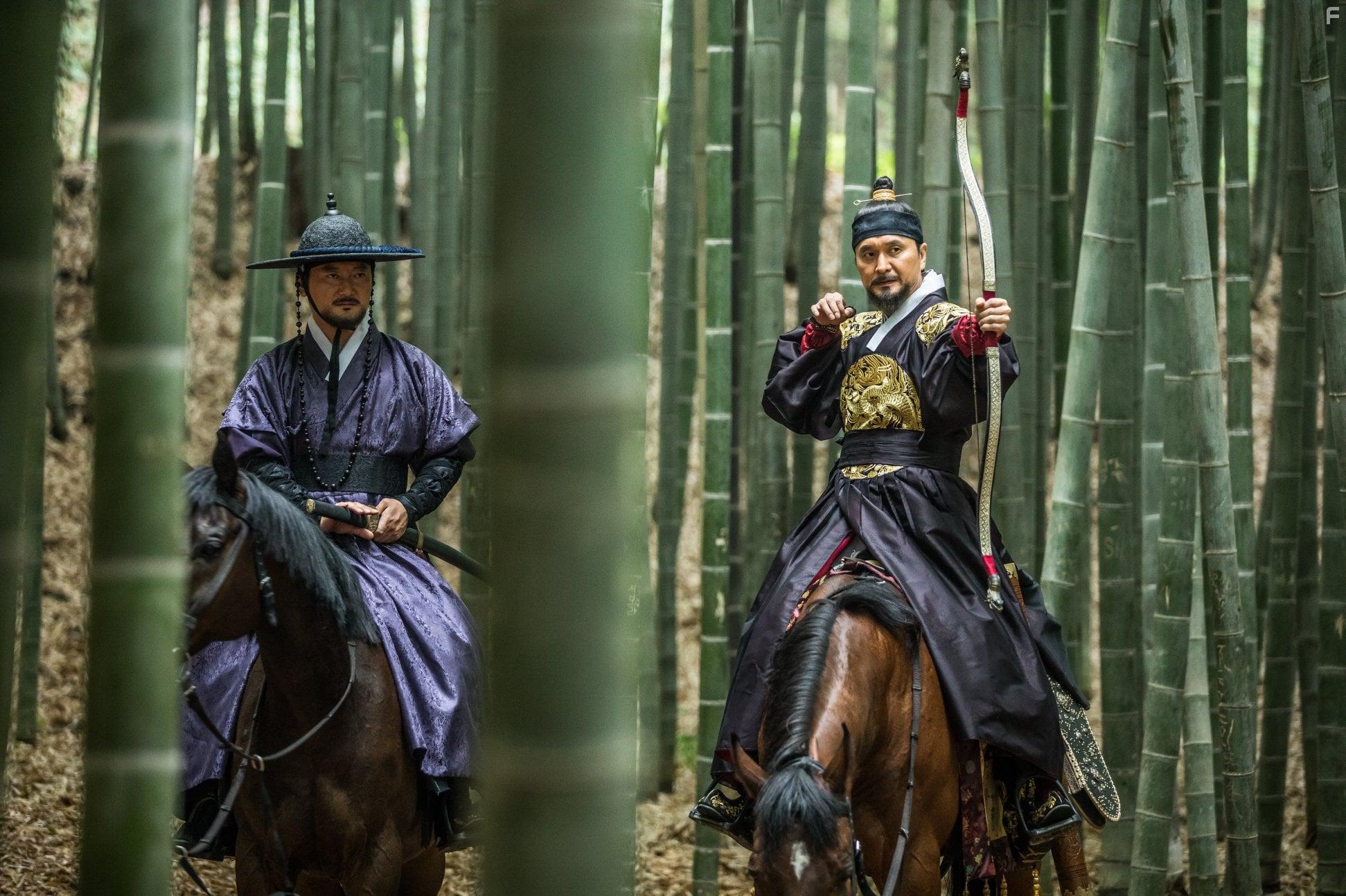 Hyun-Sung Jang and Man-sik Jeong in Geom-gaek (2020)