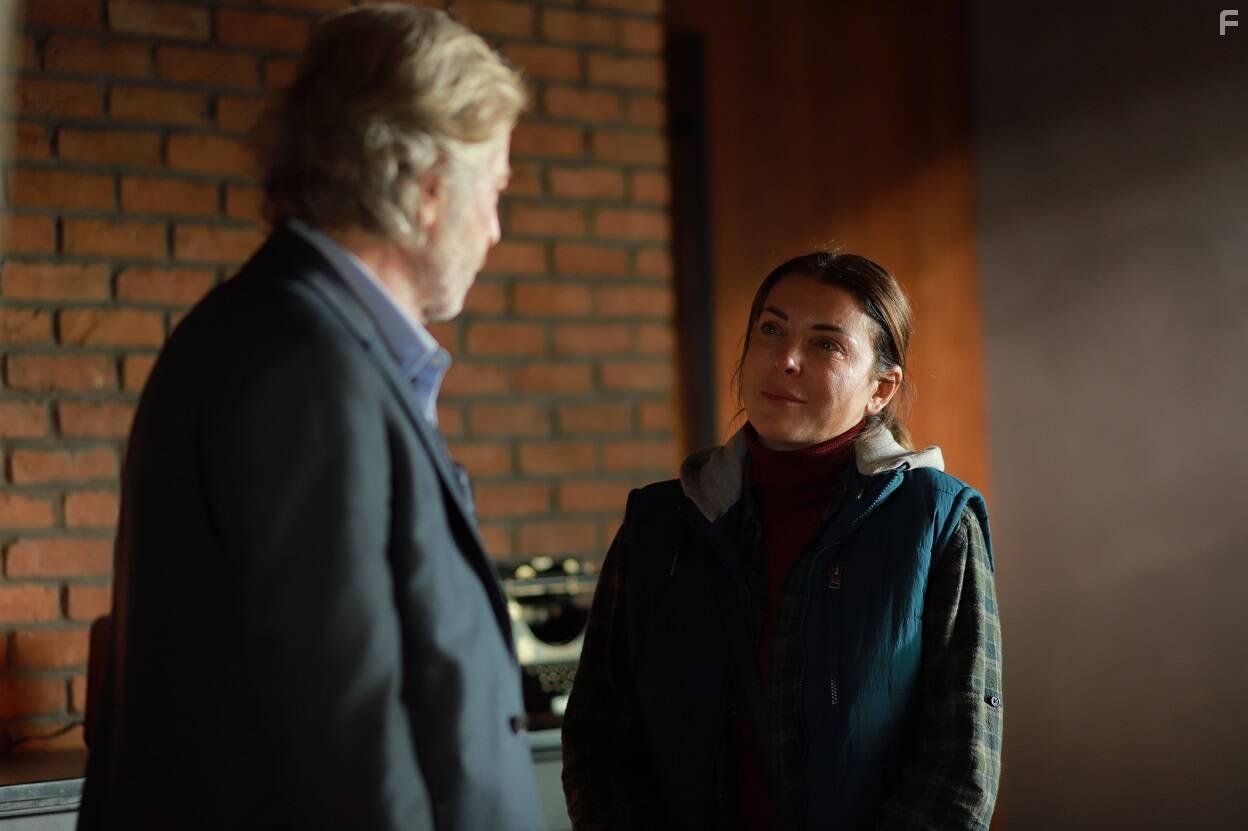 zge zberk in Bir Annenin Gnahi (2020)