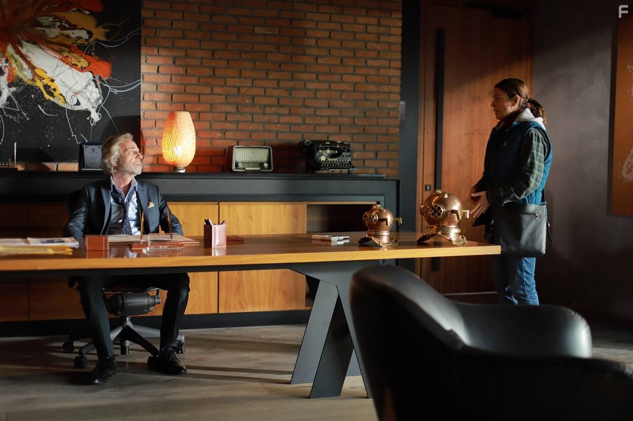 zge zberk and Musa Uzunlar in Bir Annenin Gnahi (2020)