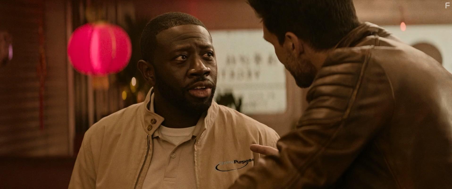 Frank Grillo and Sheaun McKinney in Boss Level