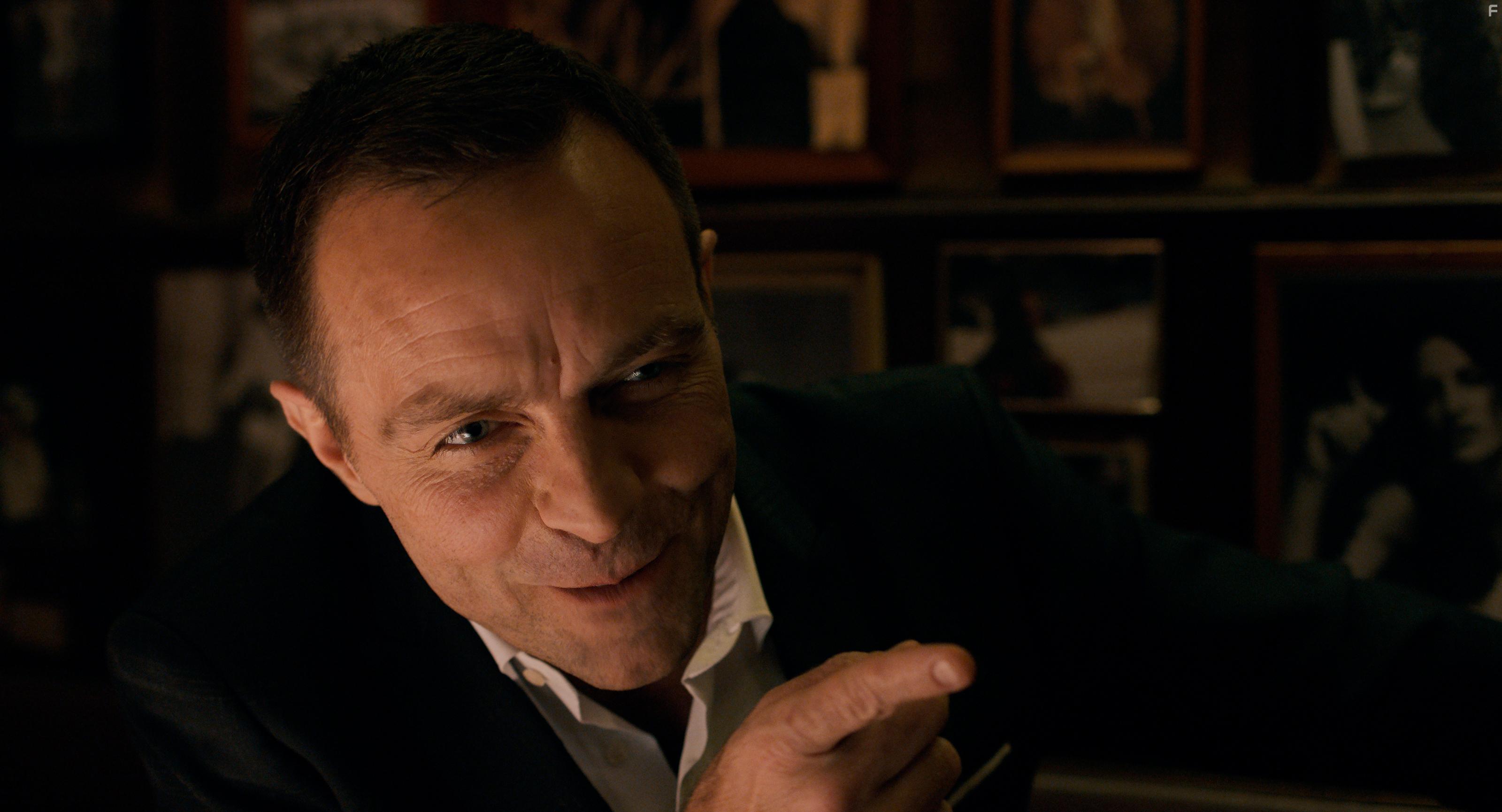 Aleksandar Jovanovic in Gipsy Queen (2019)