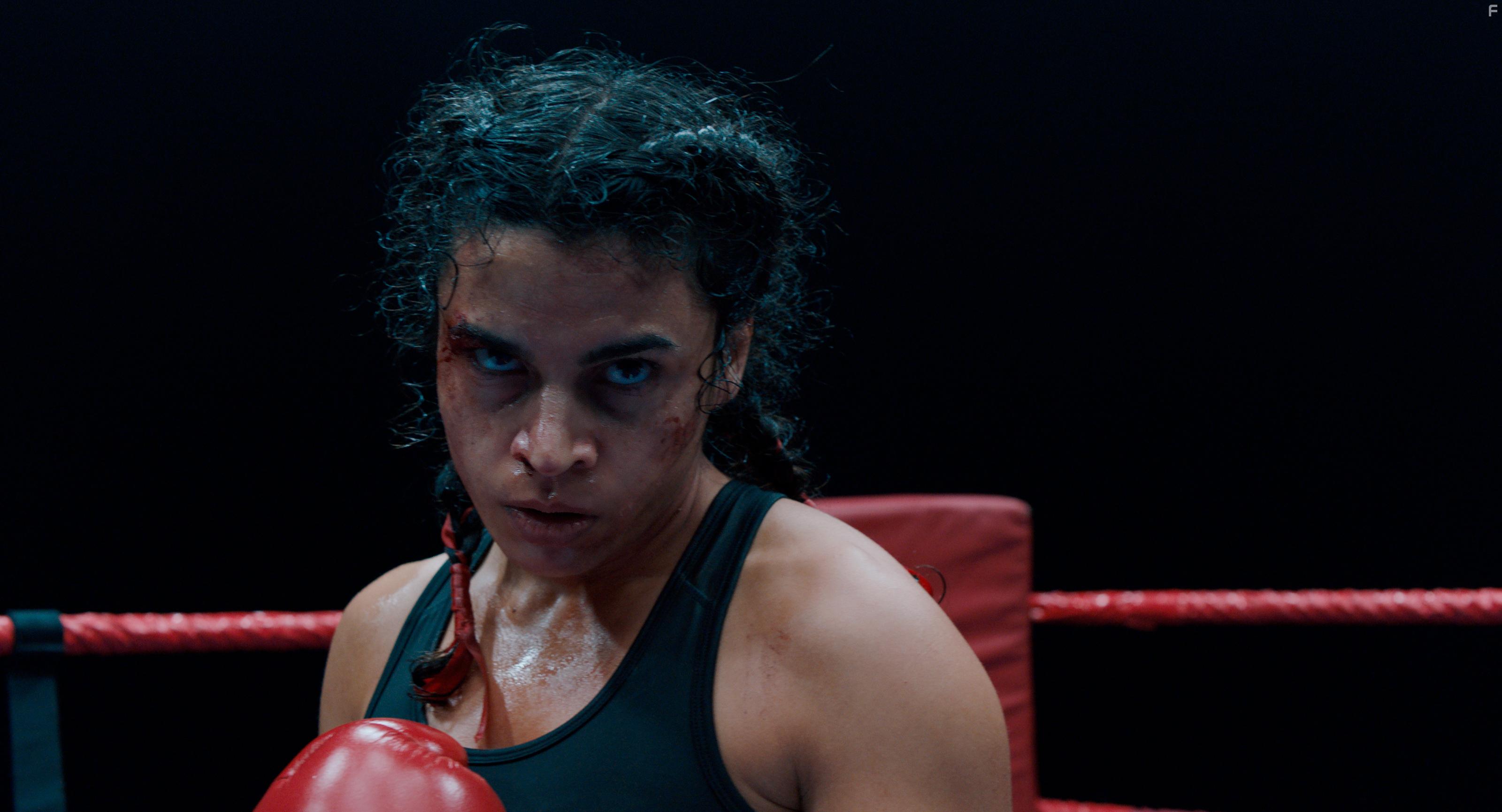 Alina Serban in Gipsy Queen (2019)