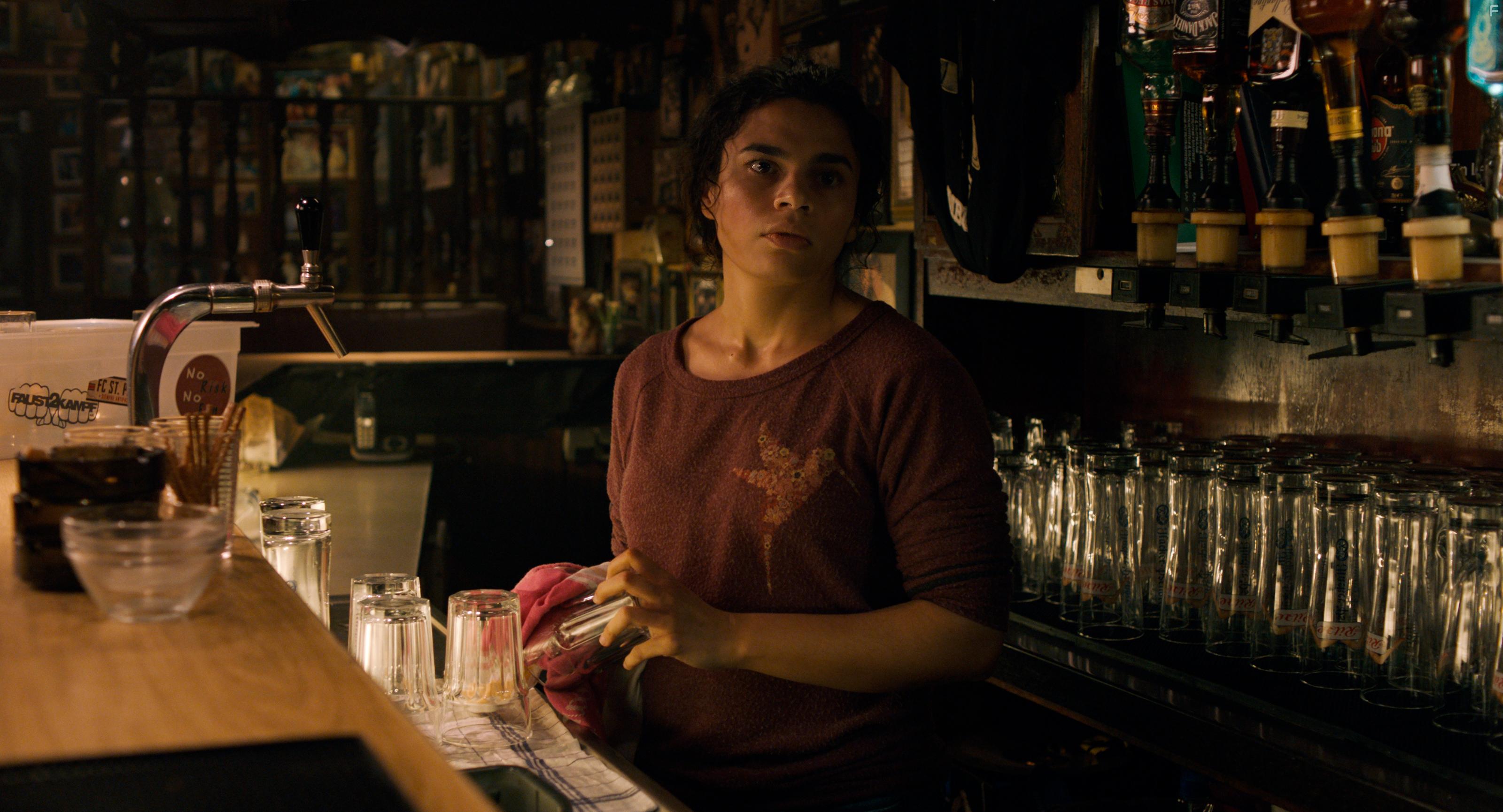 Alina Serban in Gipsy Queen (2019)