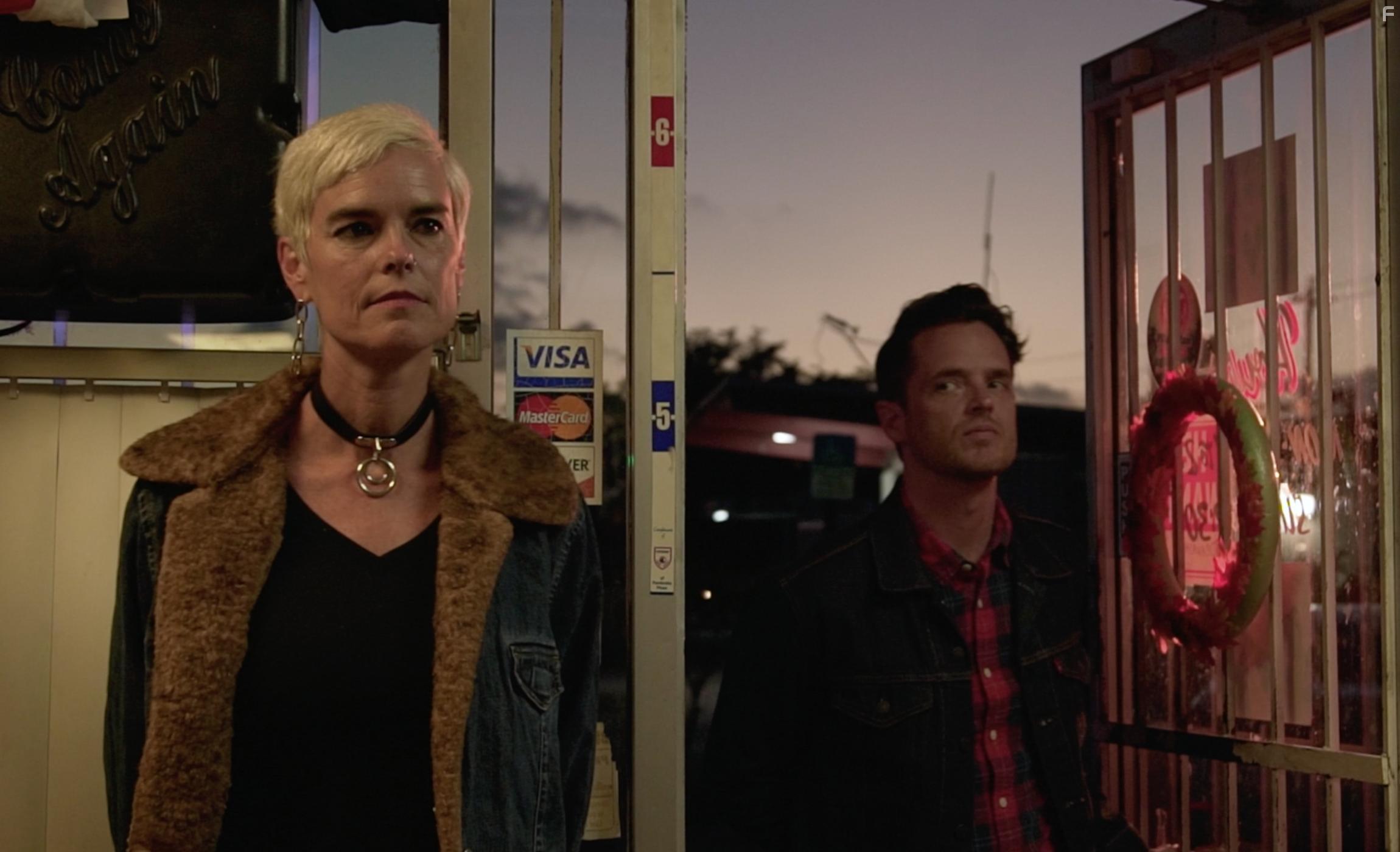 Matthew McClure and Laura Finley in The Last Thanksgiving (2020)