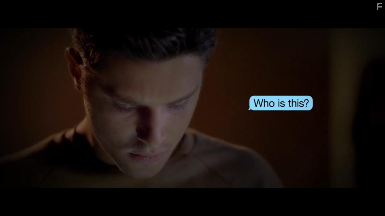 Ronen Rubinstein in Smiley Face Killers (2020)