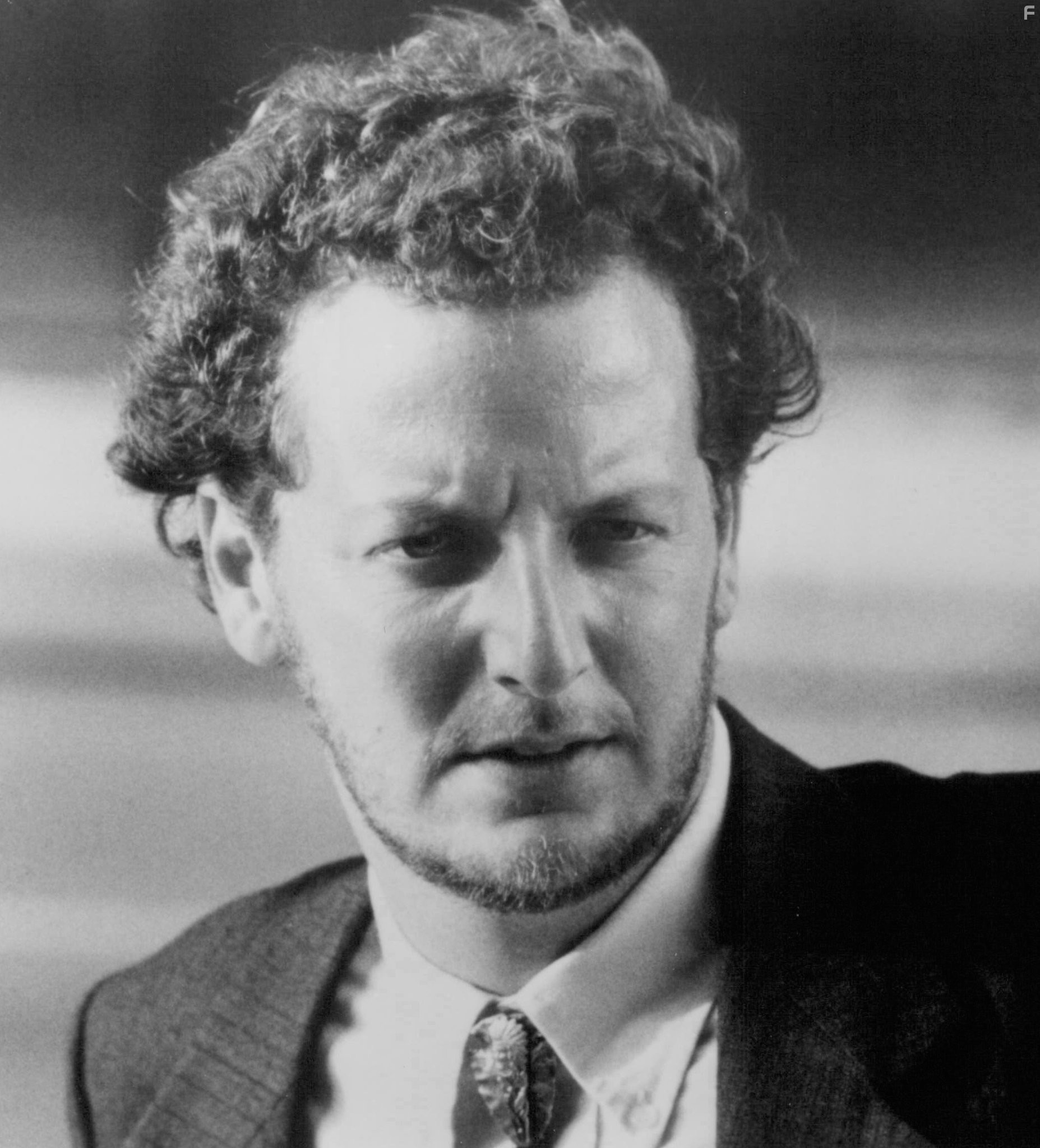 Daniel Stern in Мертв по прибытии (1988)
