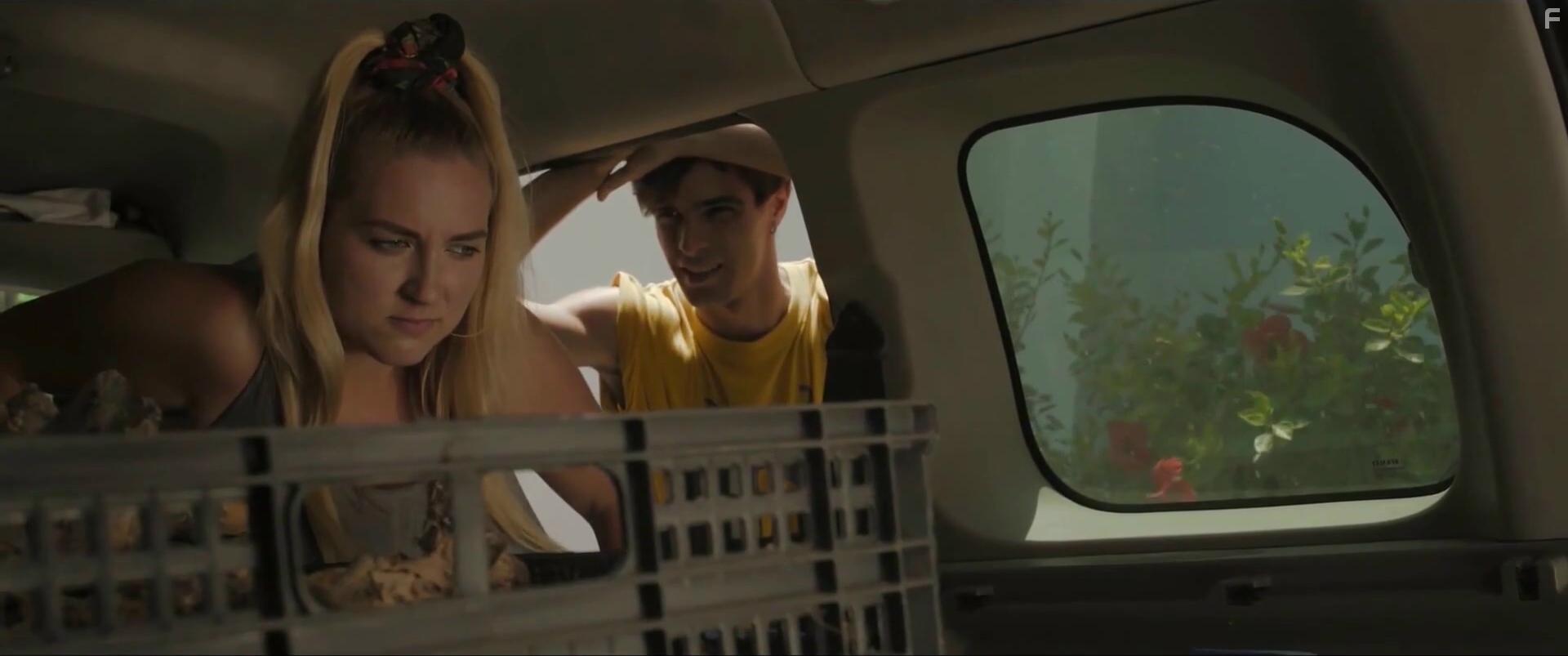 Jos Pastor and Miriam Torres Misas in Al leo (2019)