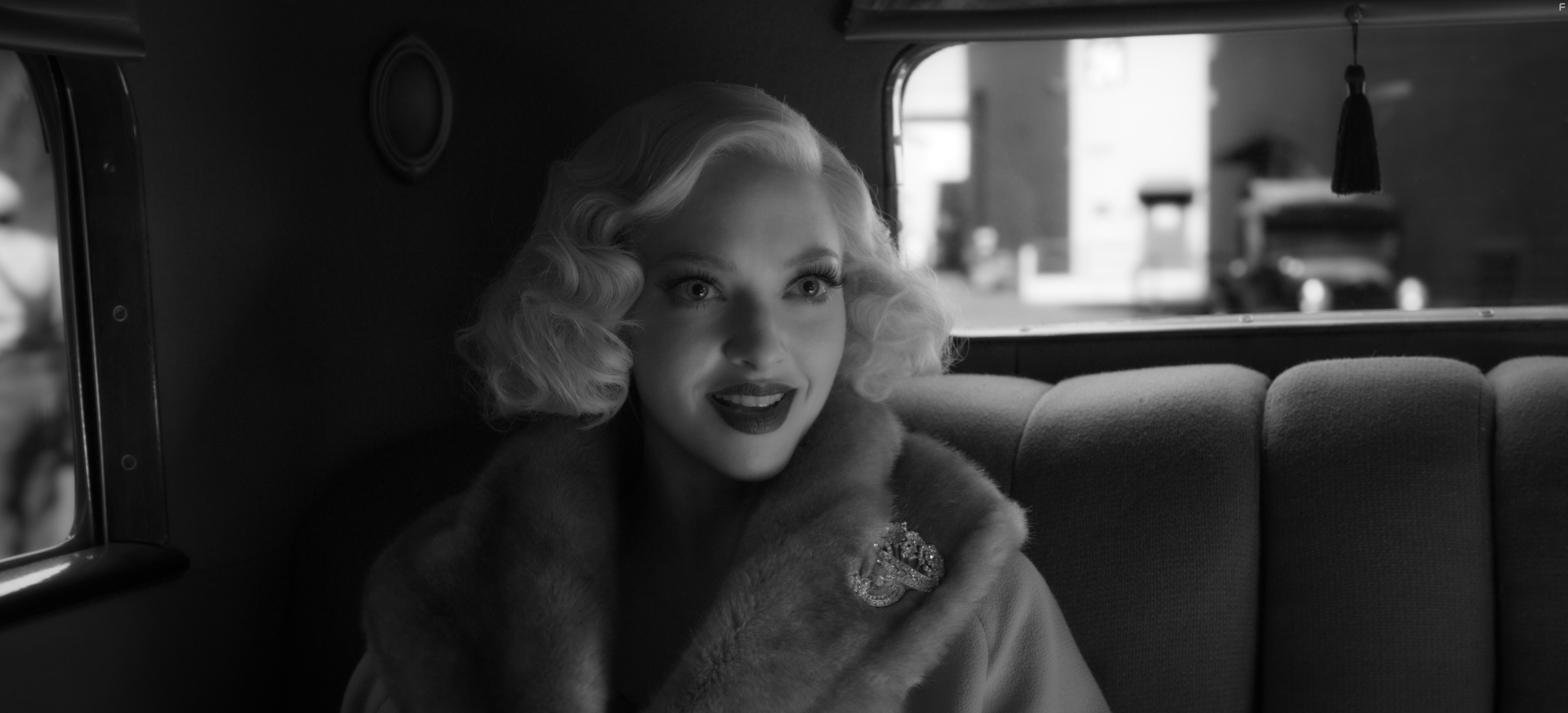 Amanda Seyfried in Mank (2020)