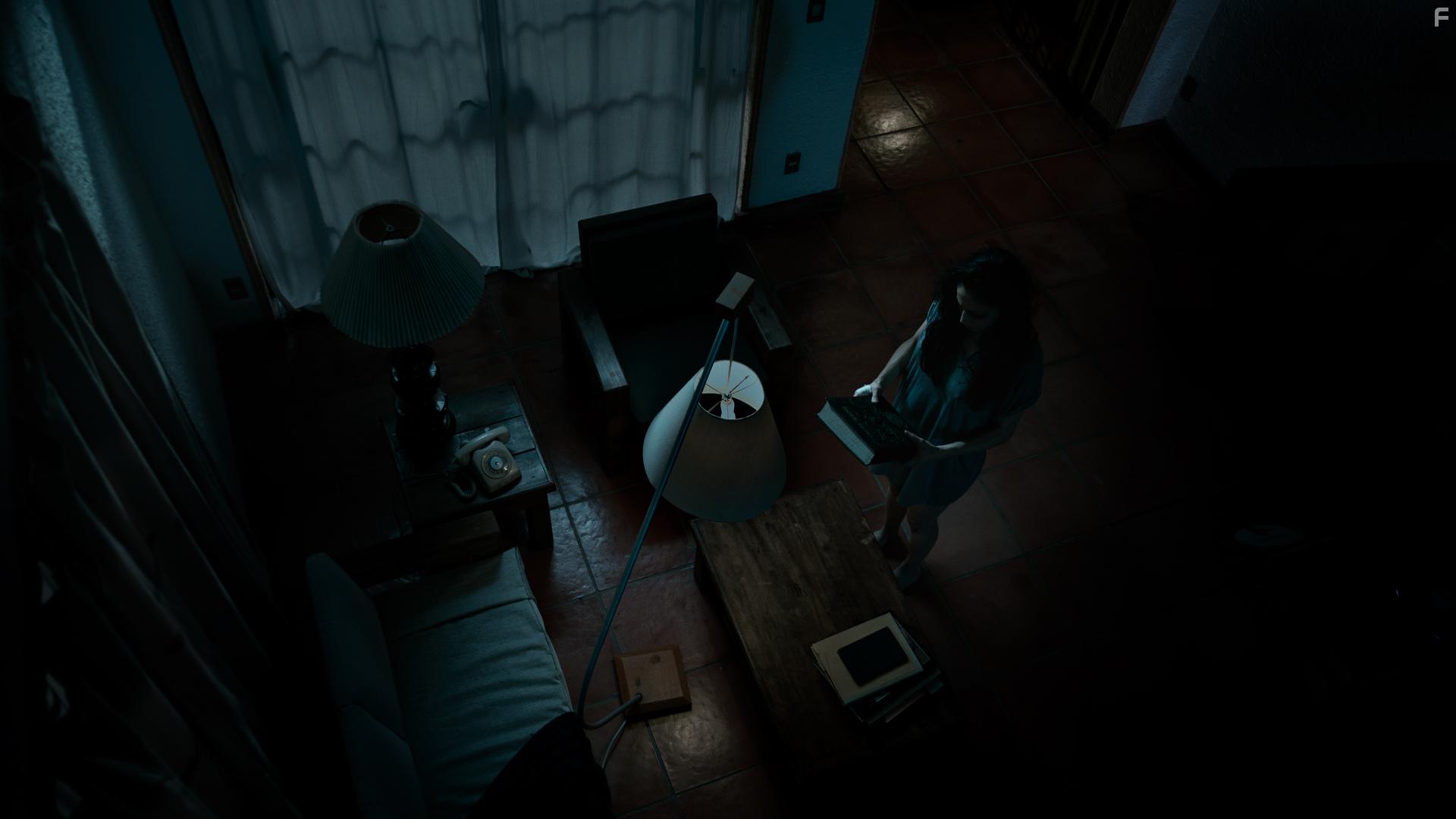 Yunuen Pardo in Las Reglas de la Ruina (2018)