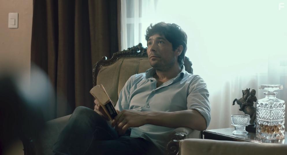 Hector Kotsifakis in Las Reglas de la Ruina (2018)