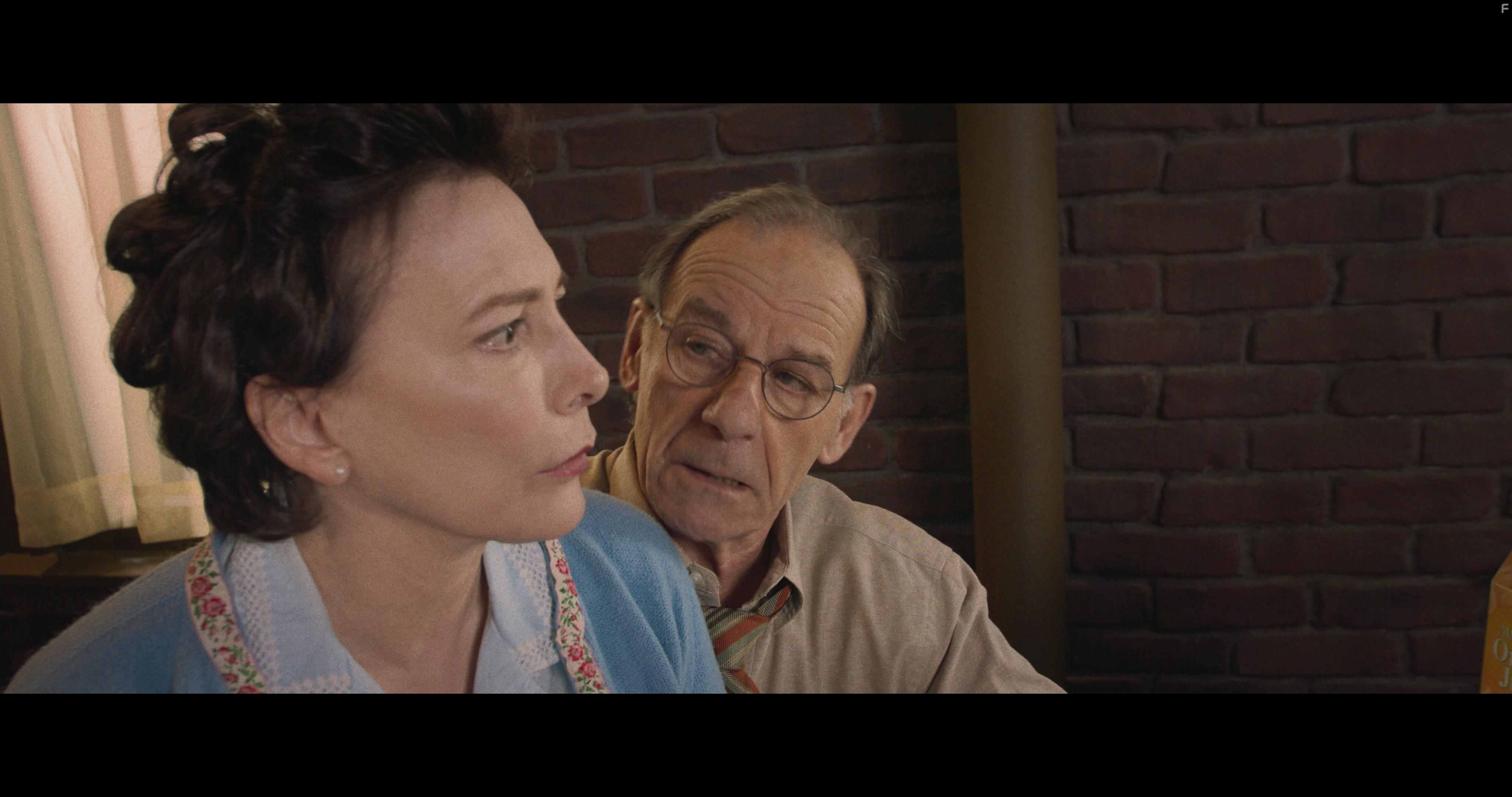 Leonard Kelly-Young and Diane Robin in Free Lunch Express (2020)