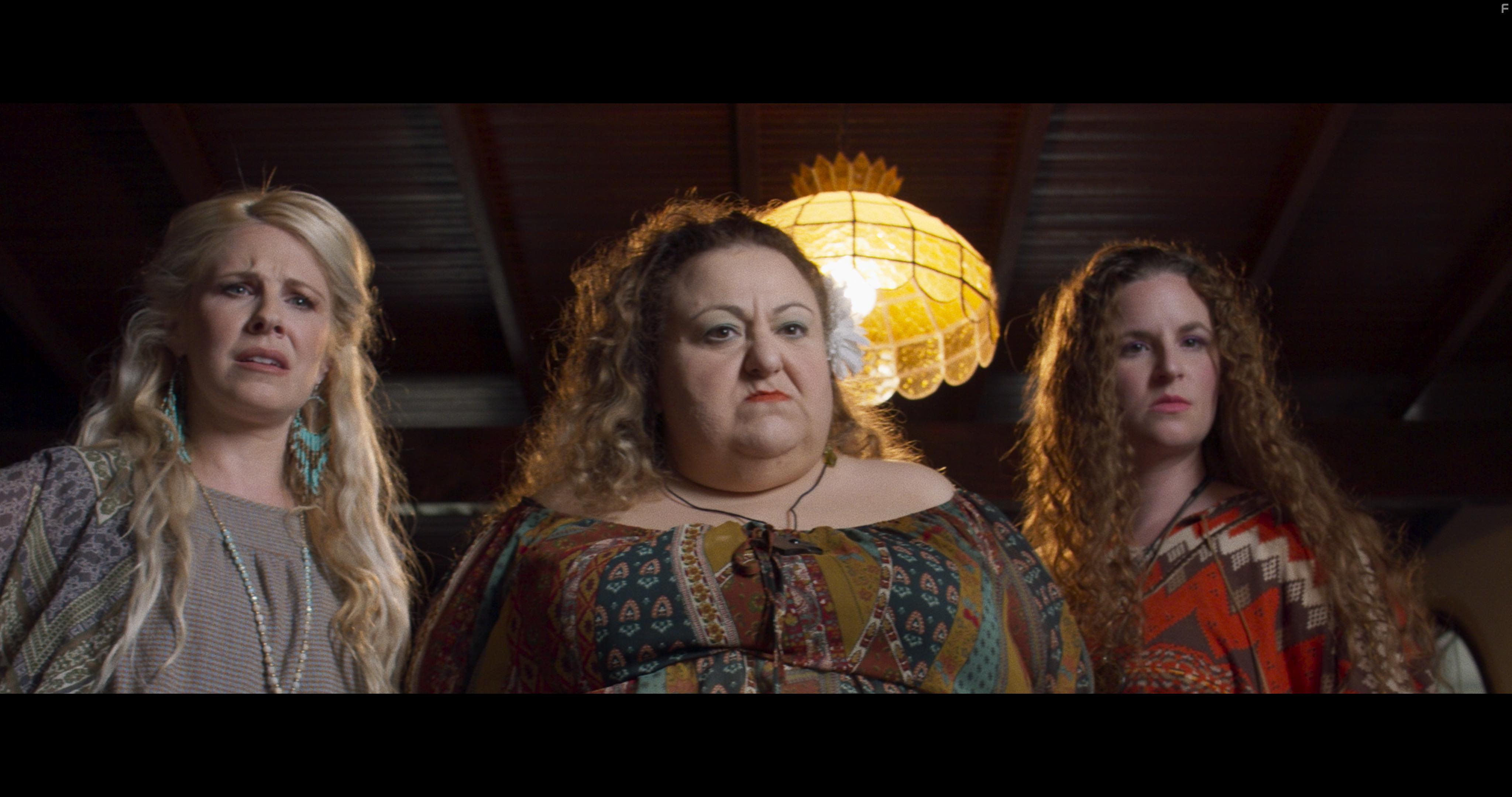 Gabrielle Sanalitro, Sarah Sansoni, and Teagan Wilson in Free Lunch Express (2020)