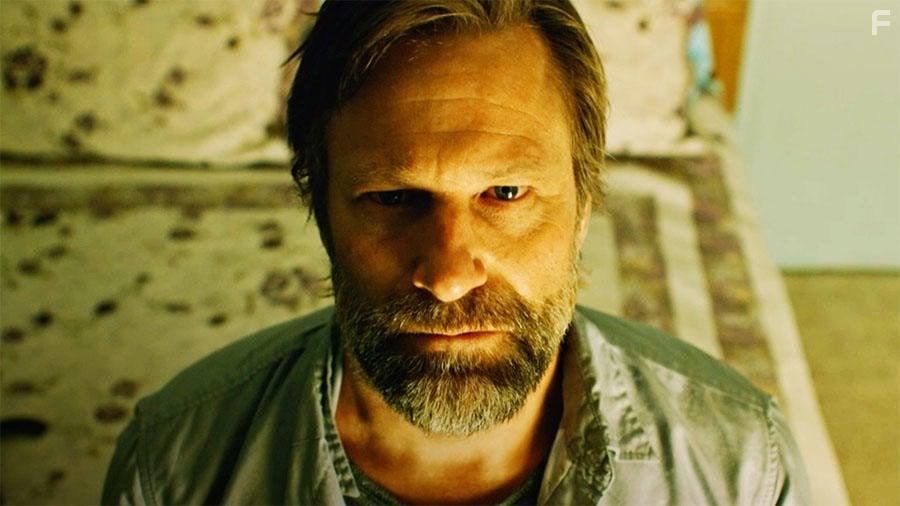 Aaron Eckhart in Wander (2020)