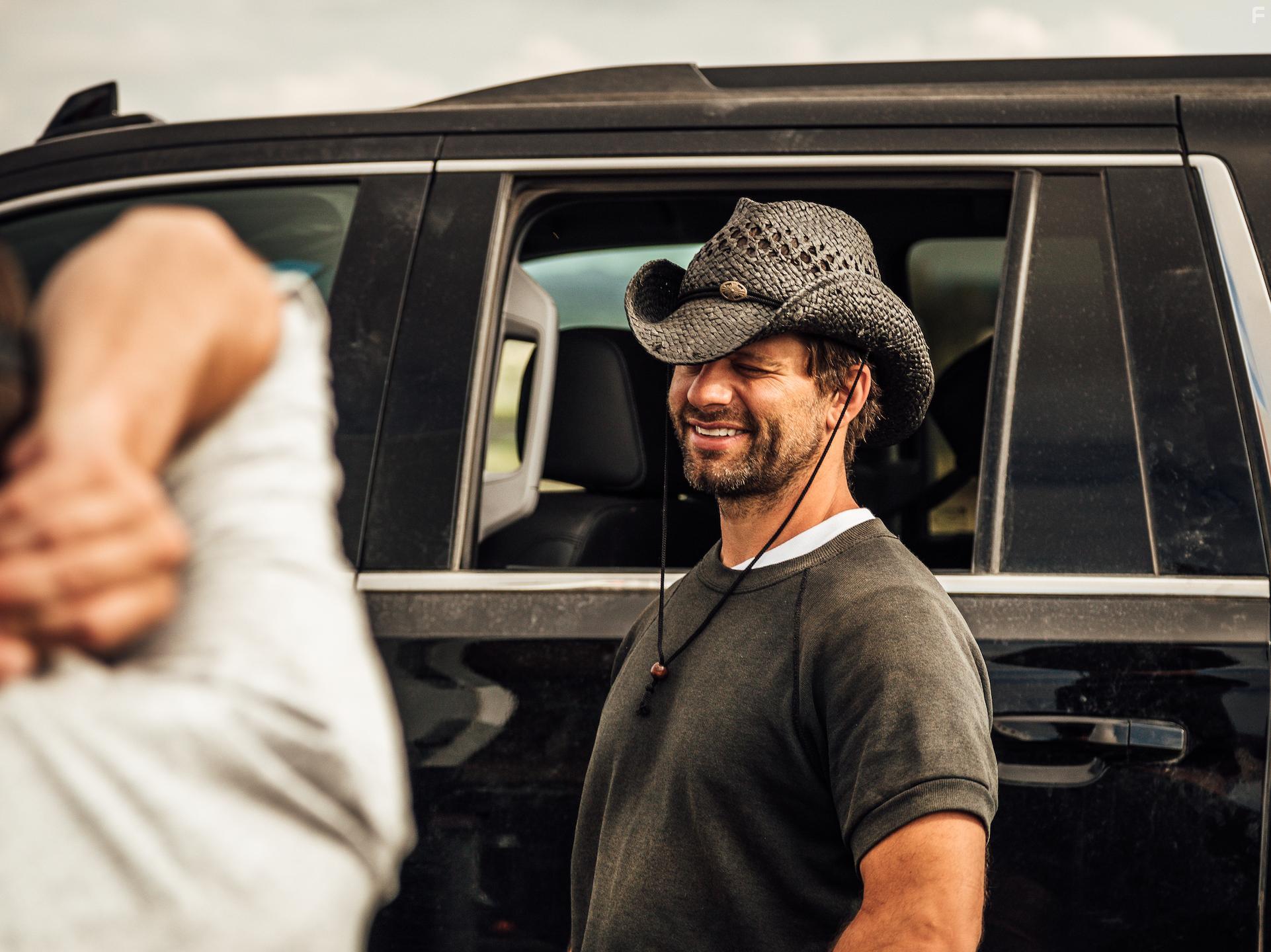 On the set of Wander. 2020