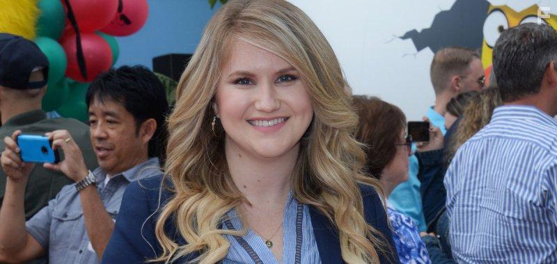 Jillian Bell in Godmothered (2020)