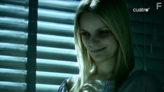 Hay alguien ah (2009)