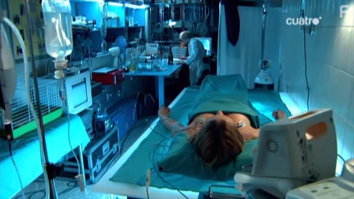 Hay alguien ah (2009)