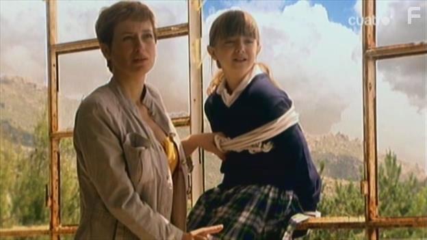 Hay alguien ah (2009)