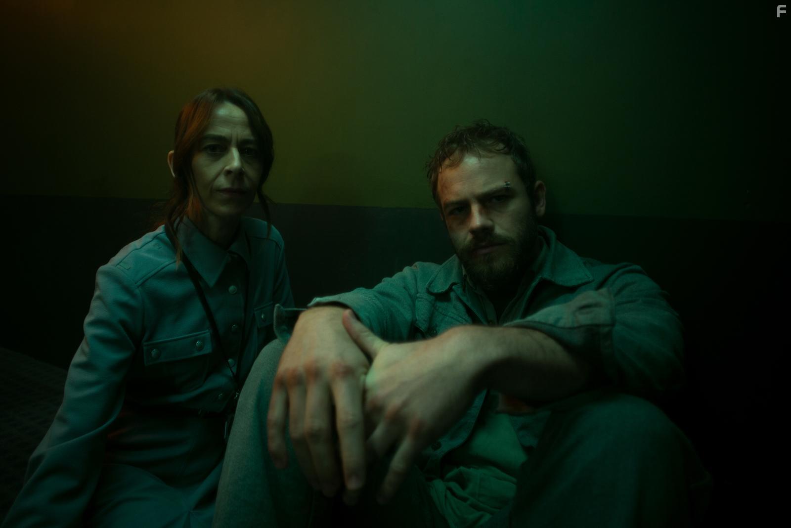 Kate Dickie & Moe Dunford in Knuckledust