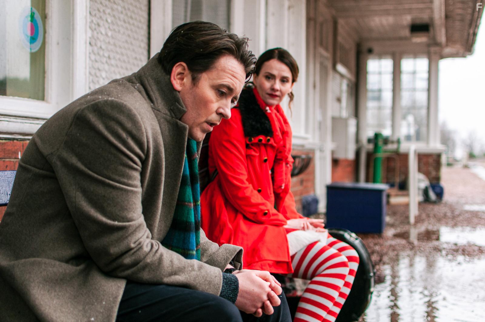 Natalie Clark and Kenny Boyle in Perfect Strangers (2020)