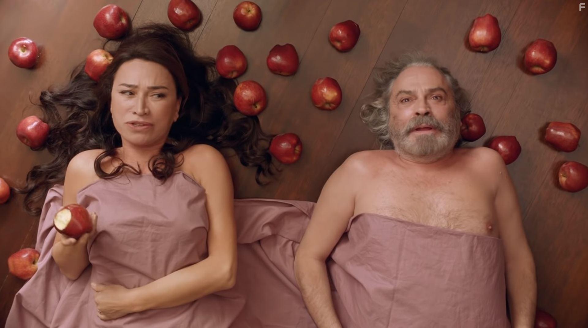 Demet Akbag and Haluk Bilginer in 9 Kere Leyla (2020)