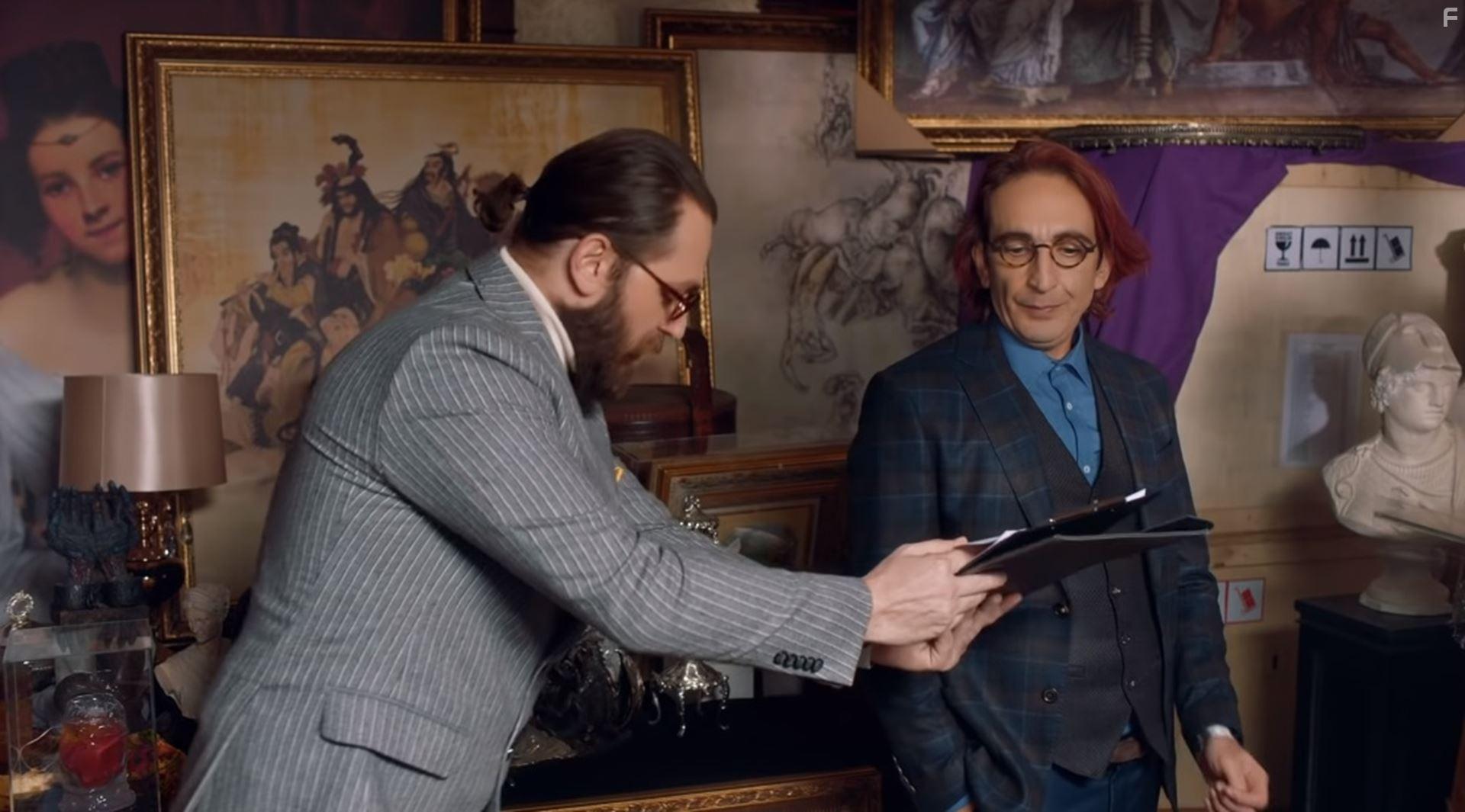 Firat Tanis and Alican Ycesoy in 9 Kere Leyla (2020)