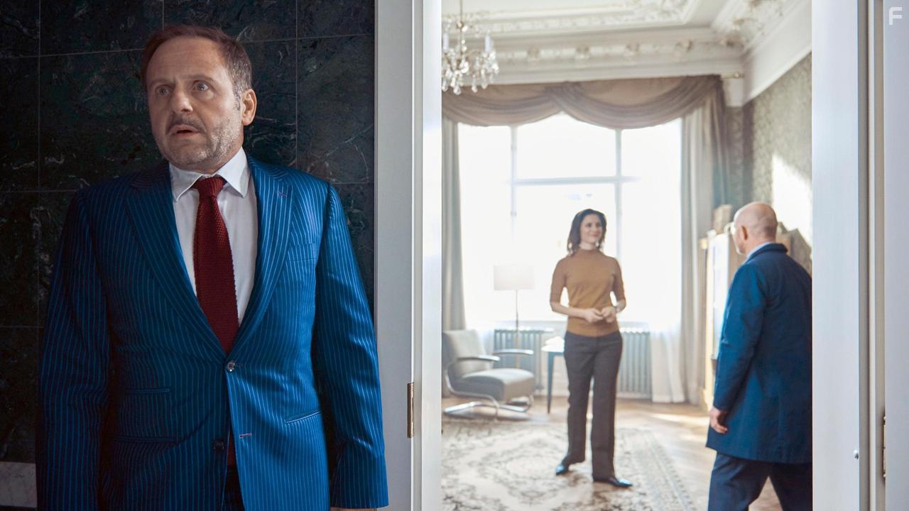 Samuel Finzi and Christina Hecke in Allmen (2016)