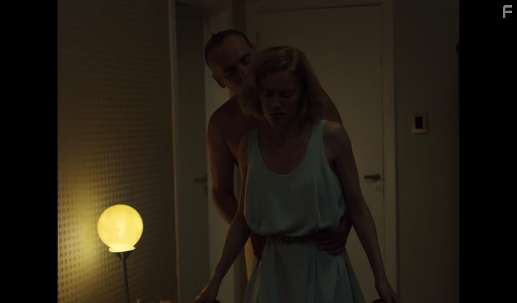 Umbra Colombo and Beto Bernuez in An Ocean Blue (2019)