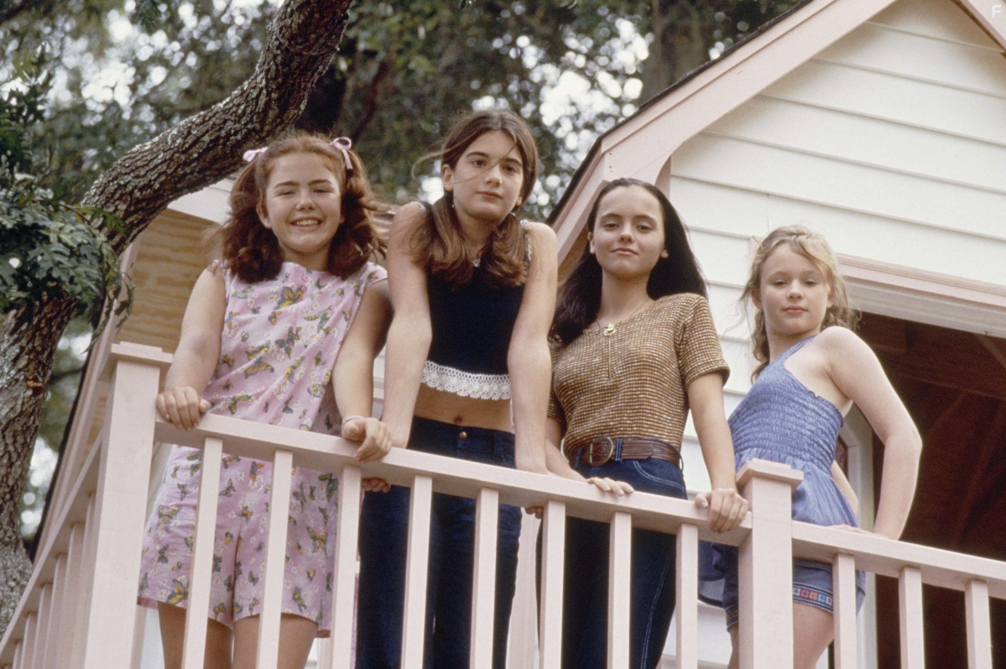 Christina Ricci, Thora Birch, Gaby Hoffmann, and Ashleigh Aston Moore in Сейчас и тогда (1995)