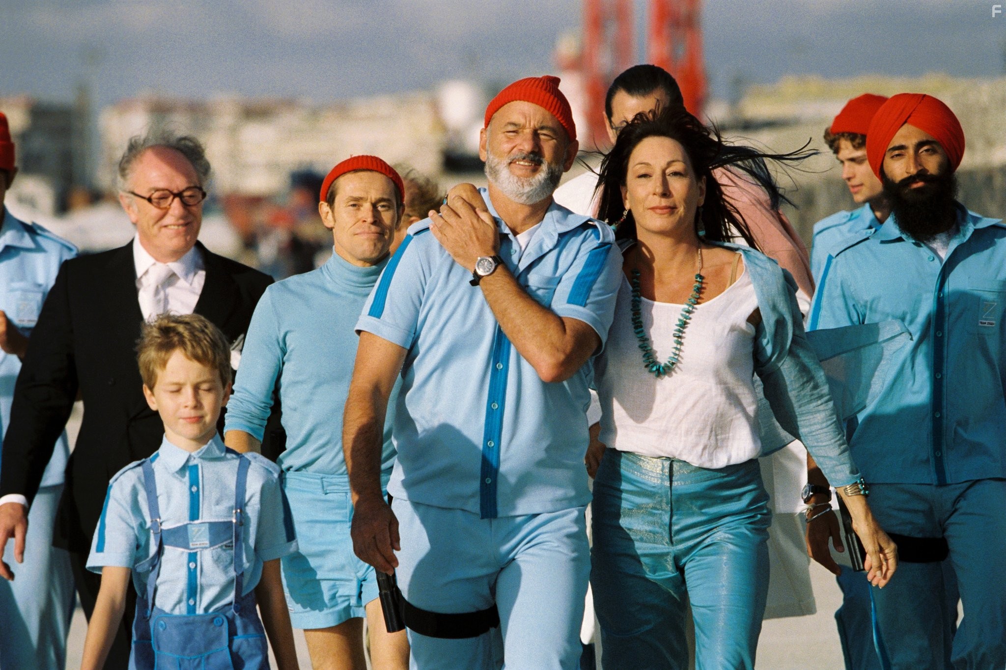 Bill Murray, Willem Dafoe, Anjelica Huston, Michael Gambon, and Waris Ahluwalia in Водная жизнь (2004)