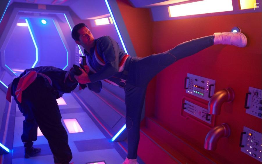 Scott Adkins in Max Cloud (2020)