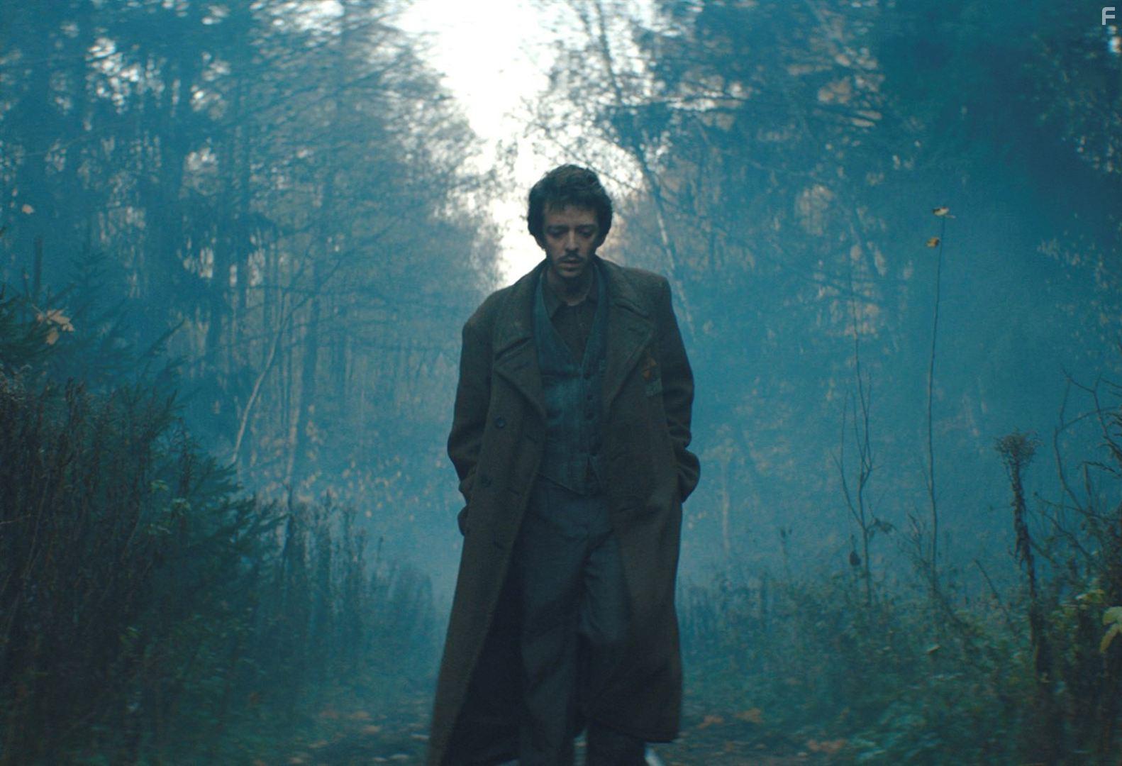 Nahuel Prez Biscayart in Persian Lessons (2020)