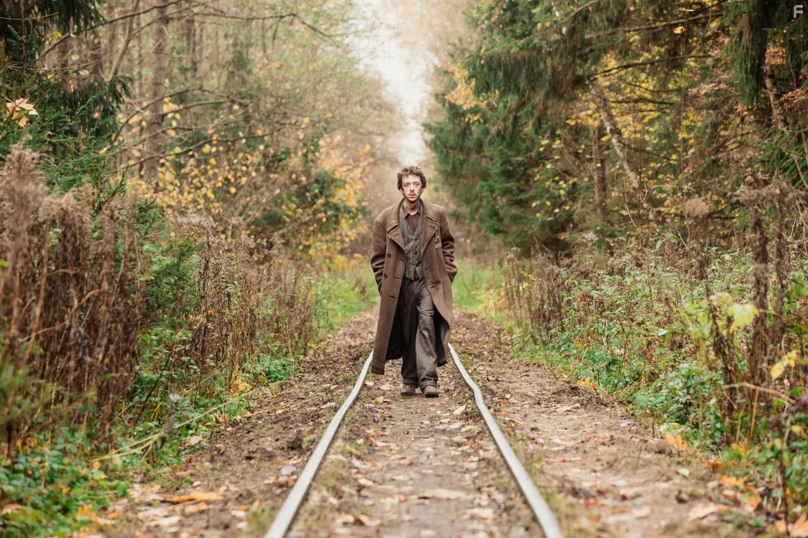 Nahuel Prez Biscayart in Persian Lessons (2020)