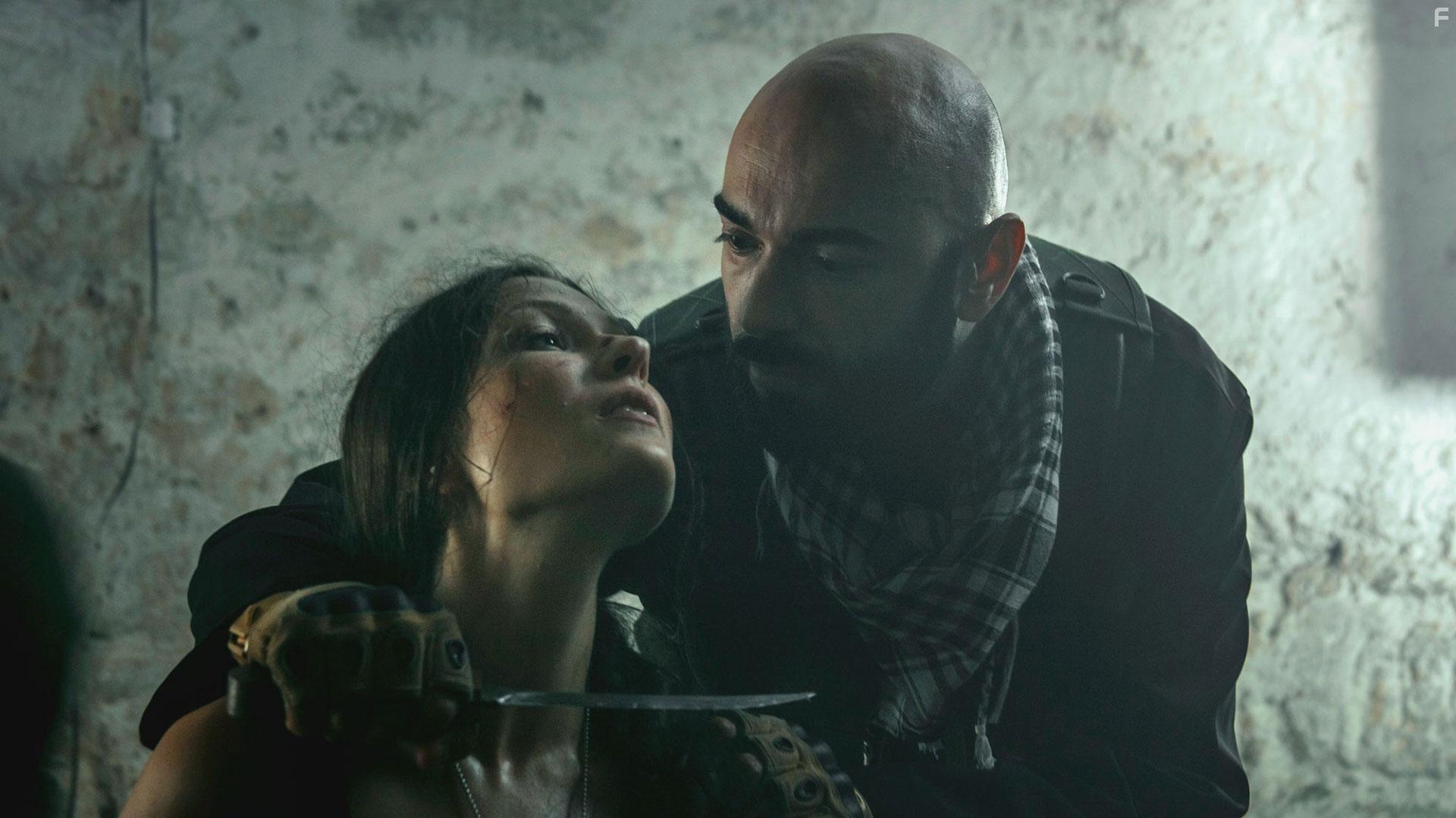 Sophie Toropchina in Heroes and Cowards (2019)