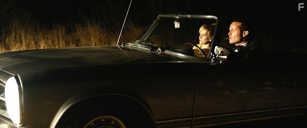 Sandra Faleiro and Albano Jernimo in A Herdade (2019)