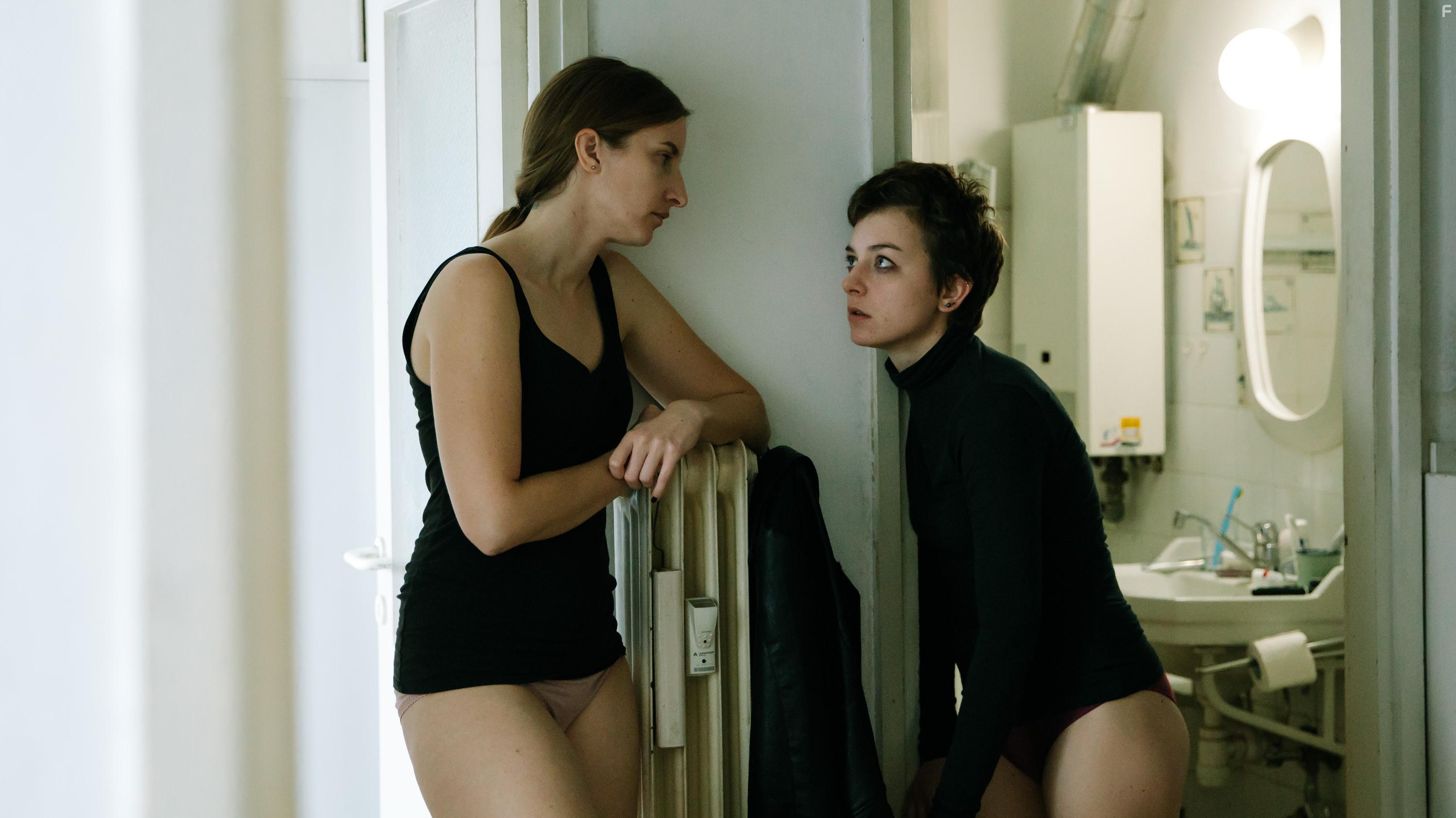 Ursa Menart and Liza Marijina in Polsestra (2019)