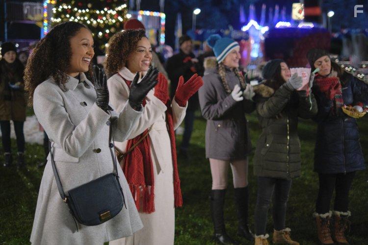 Tamera Mowry-Housley and Zarrin Darnell-Martin in Christmas Comes Twice (2020)