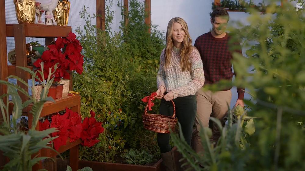 Kim Shaw in Christmas on the Menu (2020)