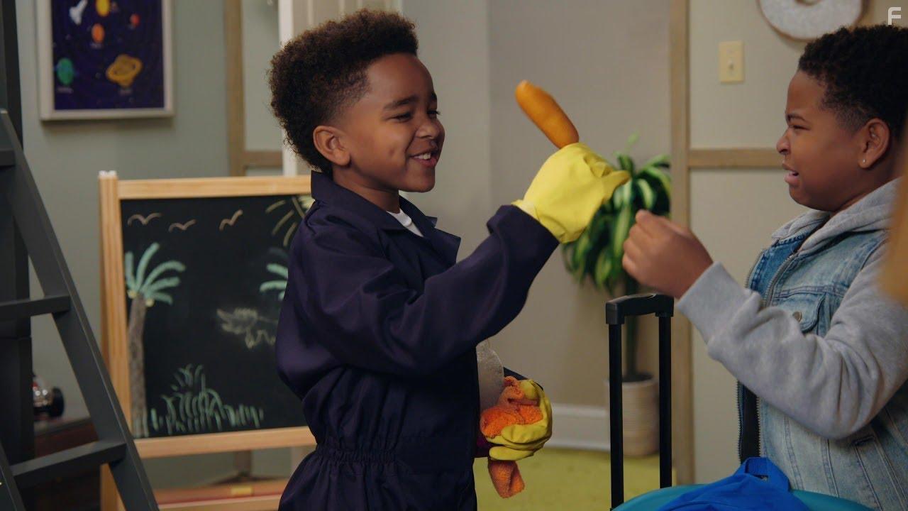 Young Dylan and Hero Hunter in Young Dylan (2020)